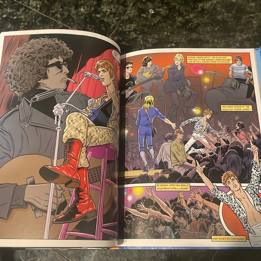 “Bowie, Stardust, Rayguns, & Moonage Daydreams” David Bowie Graphic Comic Book - Picture 5 of 7